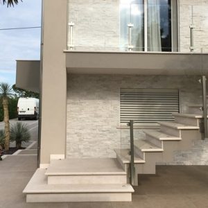 Rivestimento per Esterni in pietra Quarzite Marble bianco 6 marble bianco 2